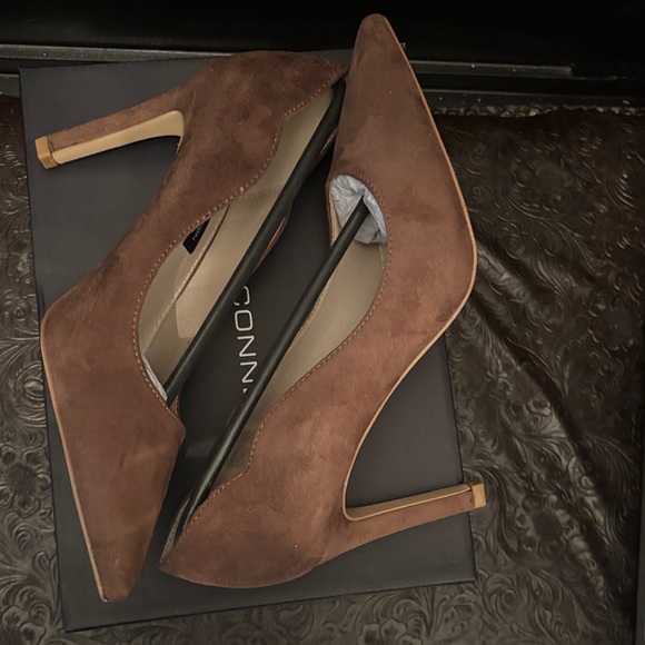 NIB French Connection Brown Microsuede Heels - Picture 3 of 5